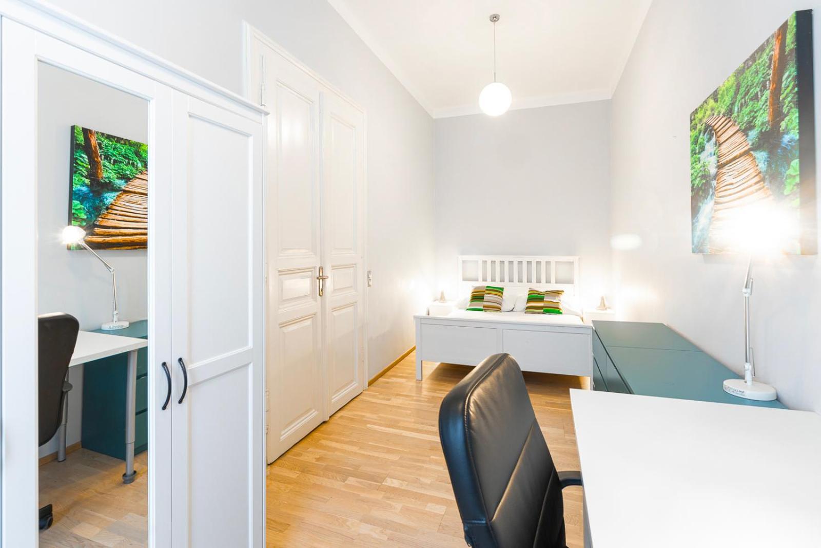 Luxury With Spacious Livingroom At Opera House Appartamento Budapest